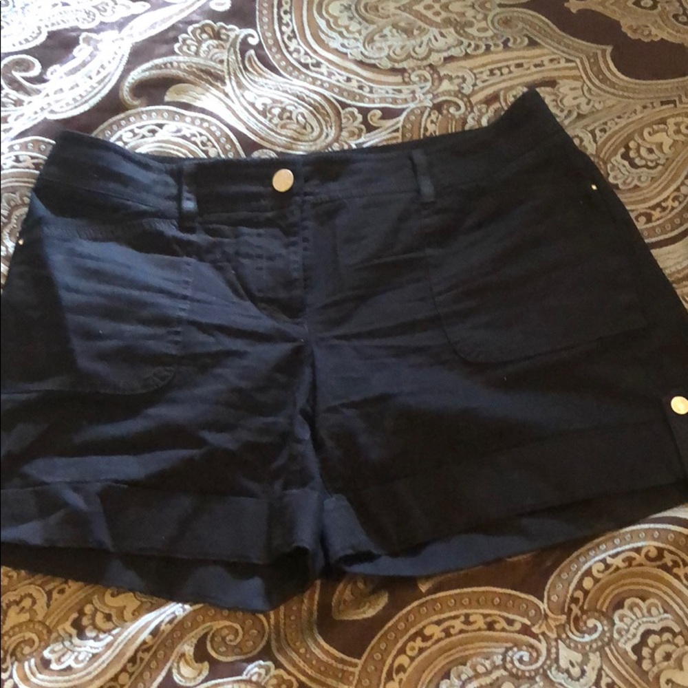 Black cute shorts !